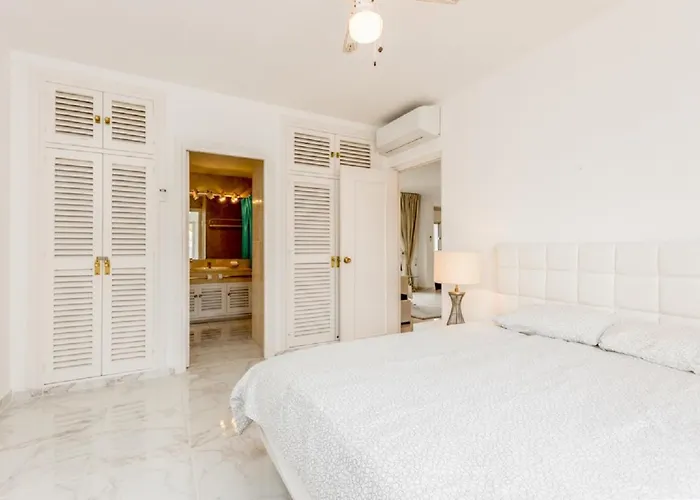 Andalucia Garden Puerto Banus With Sea Views